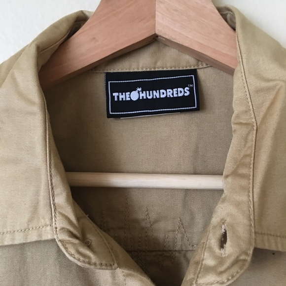 NWT The Hundreds khaki short sleeve button down - Picture 3 of 5